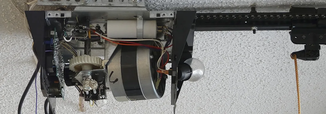 Sliding Garage Door Humming Noise Repair in Orleans, Ontario