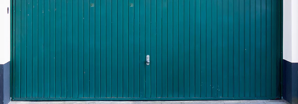 Vinyl Garage Doors Repair Specialists in Orleans, ON